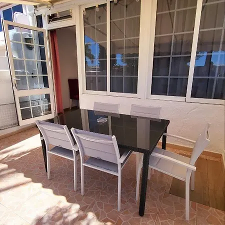 Atlantic Sunset アパート アデヘ